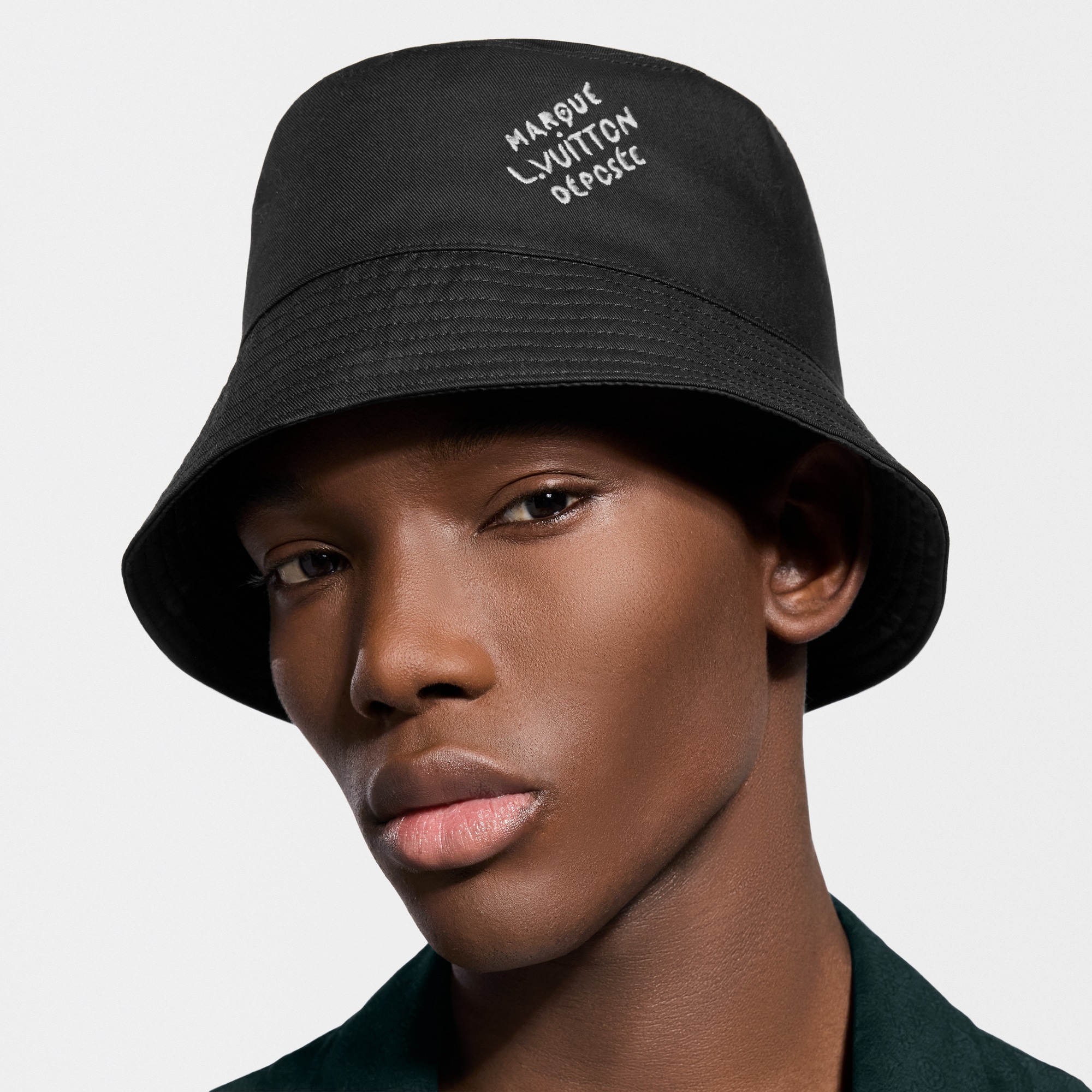 Monogram Blast Bucket Hat S00 - Accessories M5273L | LOUIS VUITTON